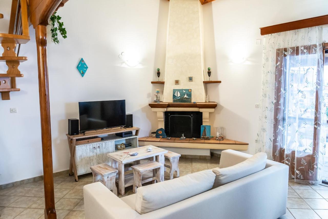 Papadogiannopoulos House Егіо Екстер'єр фото