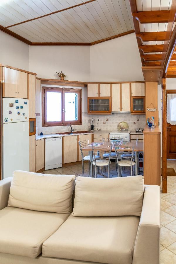 Papadogiannopoulos House Егіо Екстер'єр фото